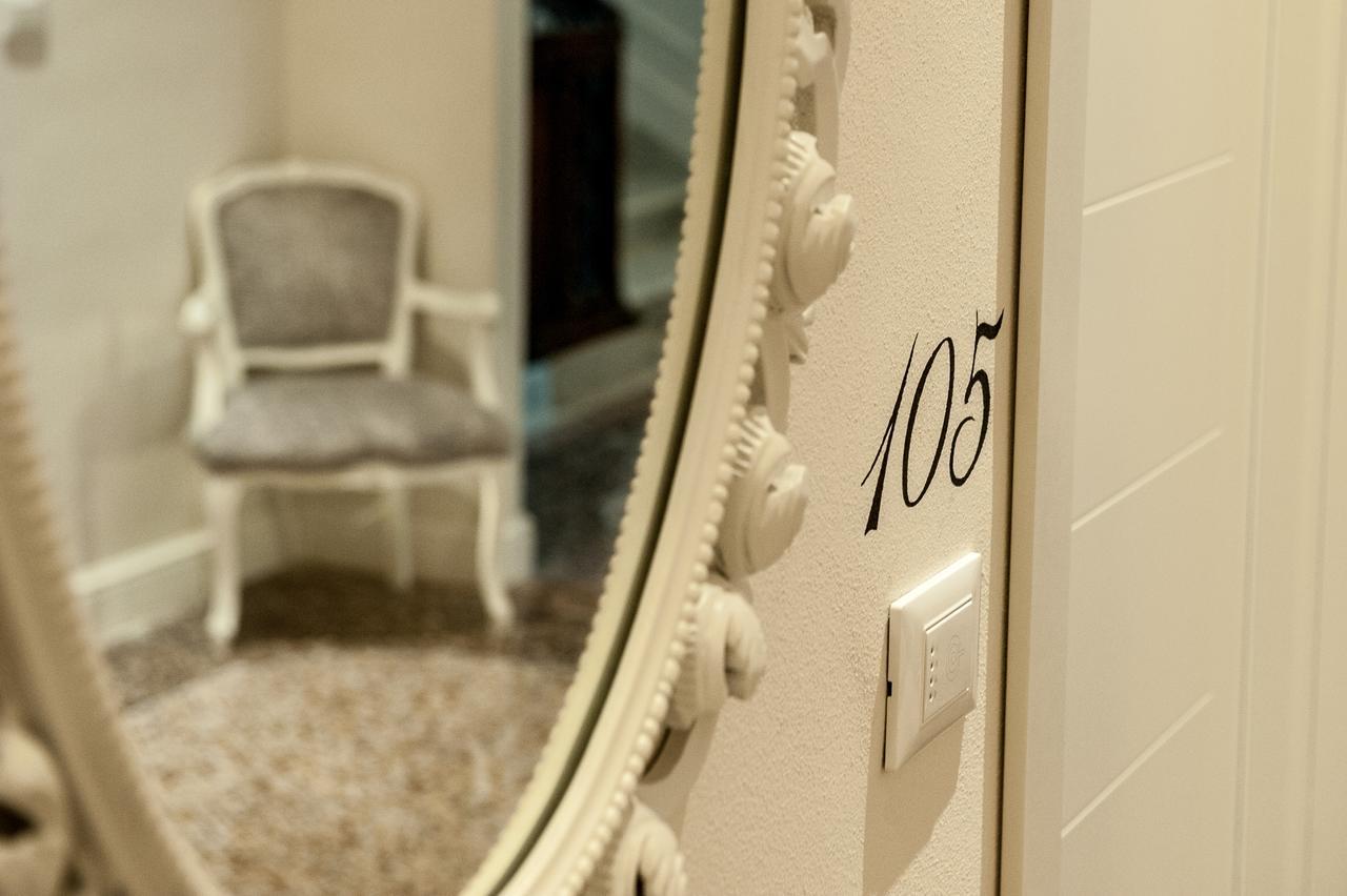 Hotel Universal Livorno Exterior photo