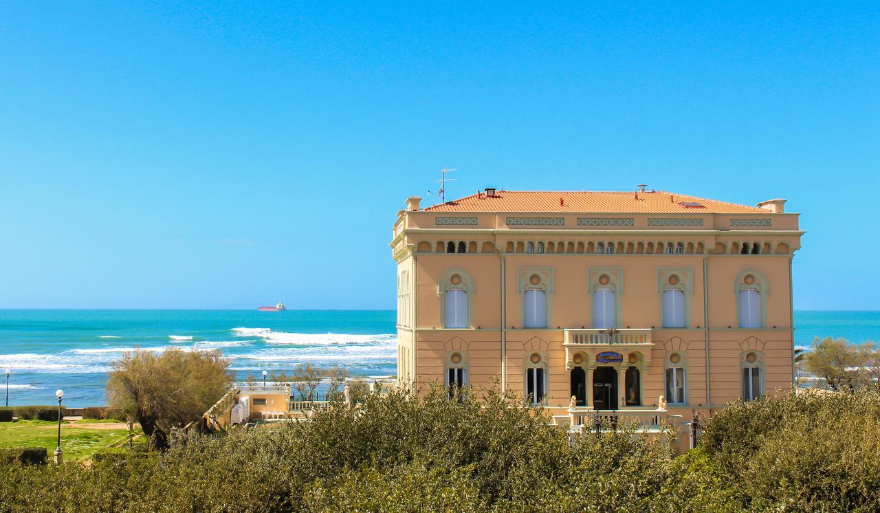 Hotel Universal Livorno Exterior photo