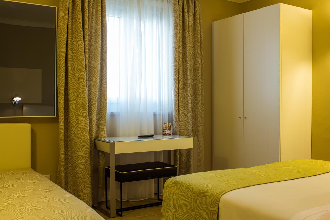 Hotel Universal Livorno Exterior photo