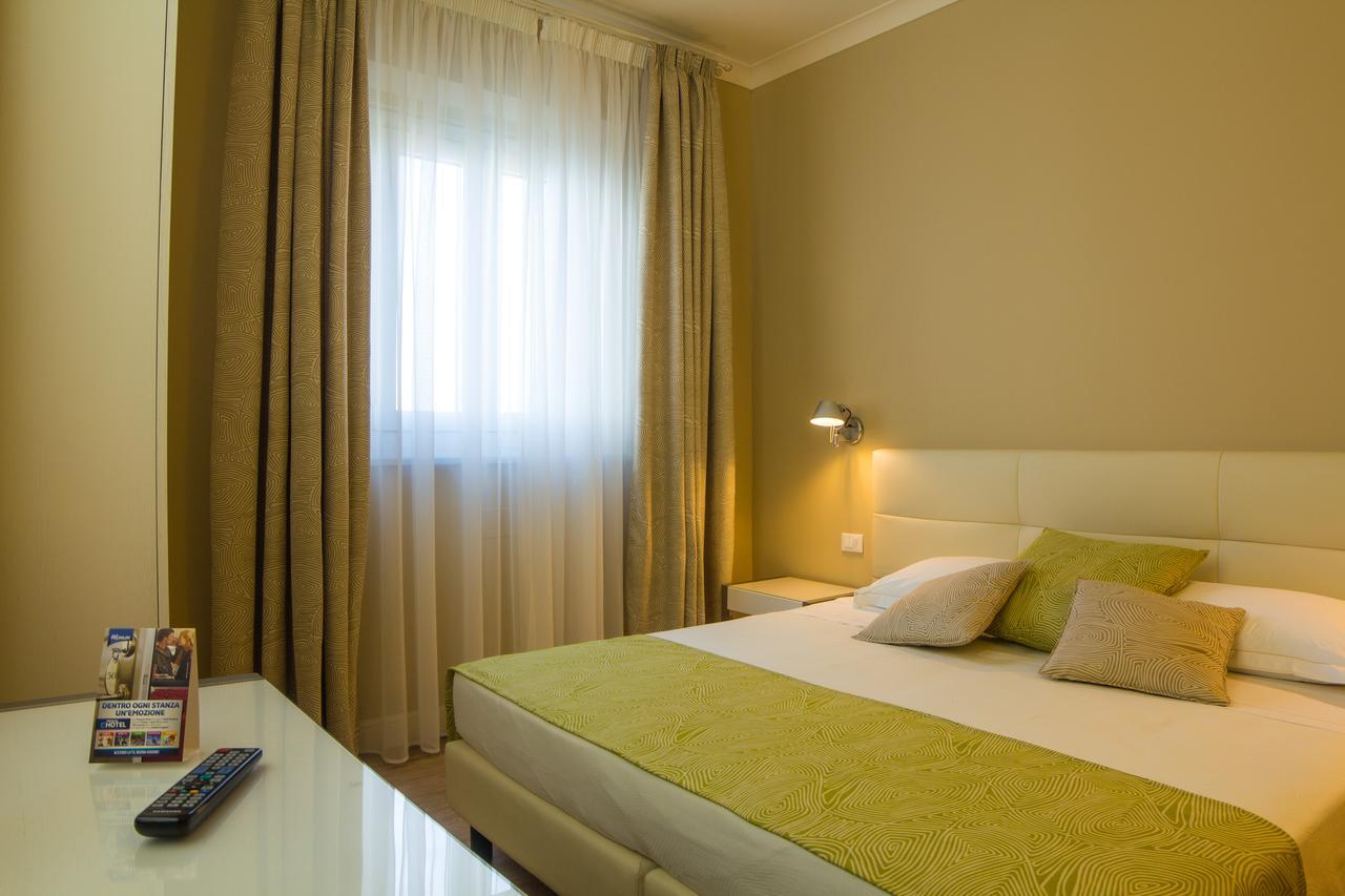 Hotel Universal Livorno Exterior photo